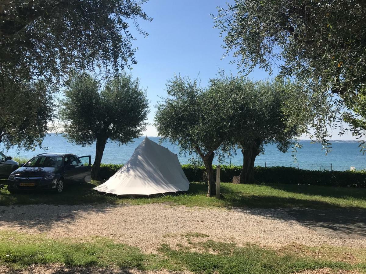 Camping Porto Srl Hotel Moniga del Garda Exterior photo